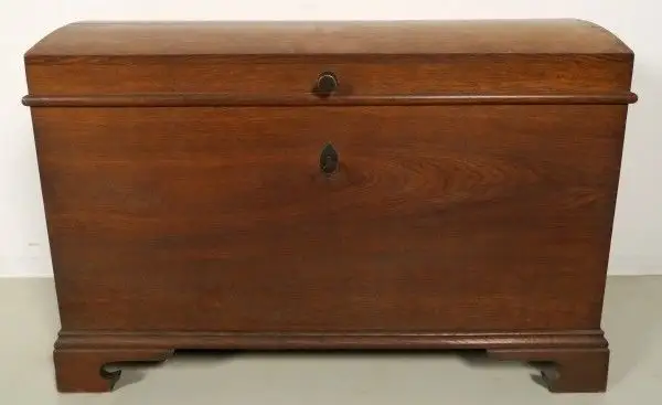Biedermeier Wäschetruhe / Runddeckeltruhe aus Eiche Antik Kolosseum 0