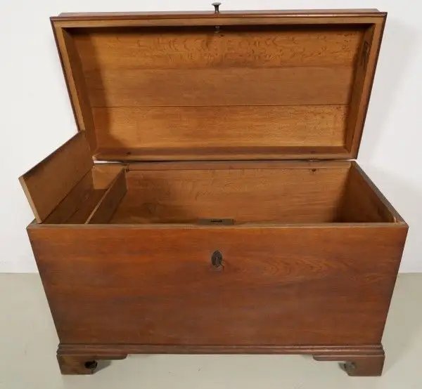 Biedermeier Wäschetruhe / Runddeckeltruhe aus Eiche Antik Kolosseum 5