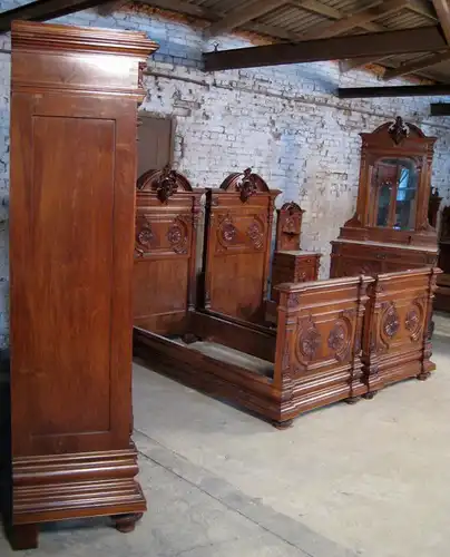 Sensationelles figürliches 7- teiliges Gründerzeit Schlafzimmer Antik Kolosseum