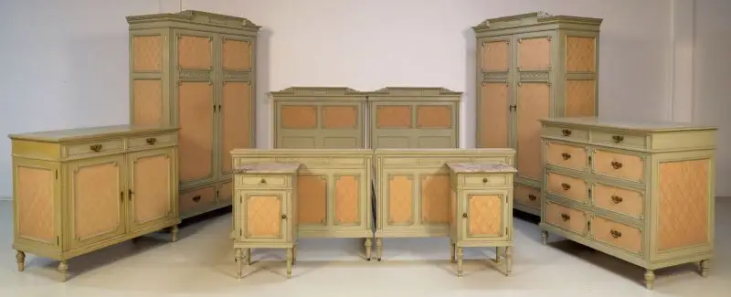 Komplettes historisches 7- teiliges Neo- Empire Schlafzimmer Antik Kolosseum 0