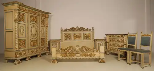 Wunderschönes 7- teiliges Schlafzimmer aus dem Historismus Antik Kolosseum