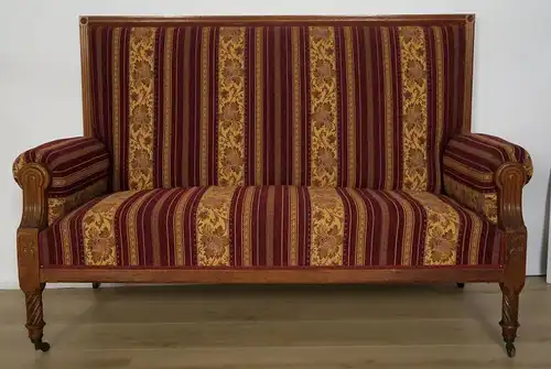 Elegantes Gründerzeit Sofa / Couch aus Nussbaum Antik Kolosseum
