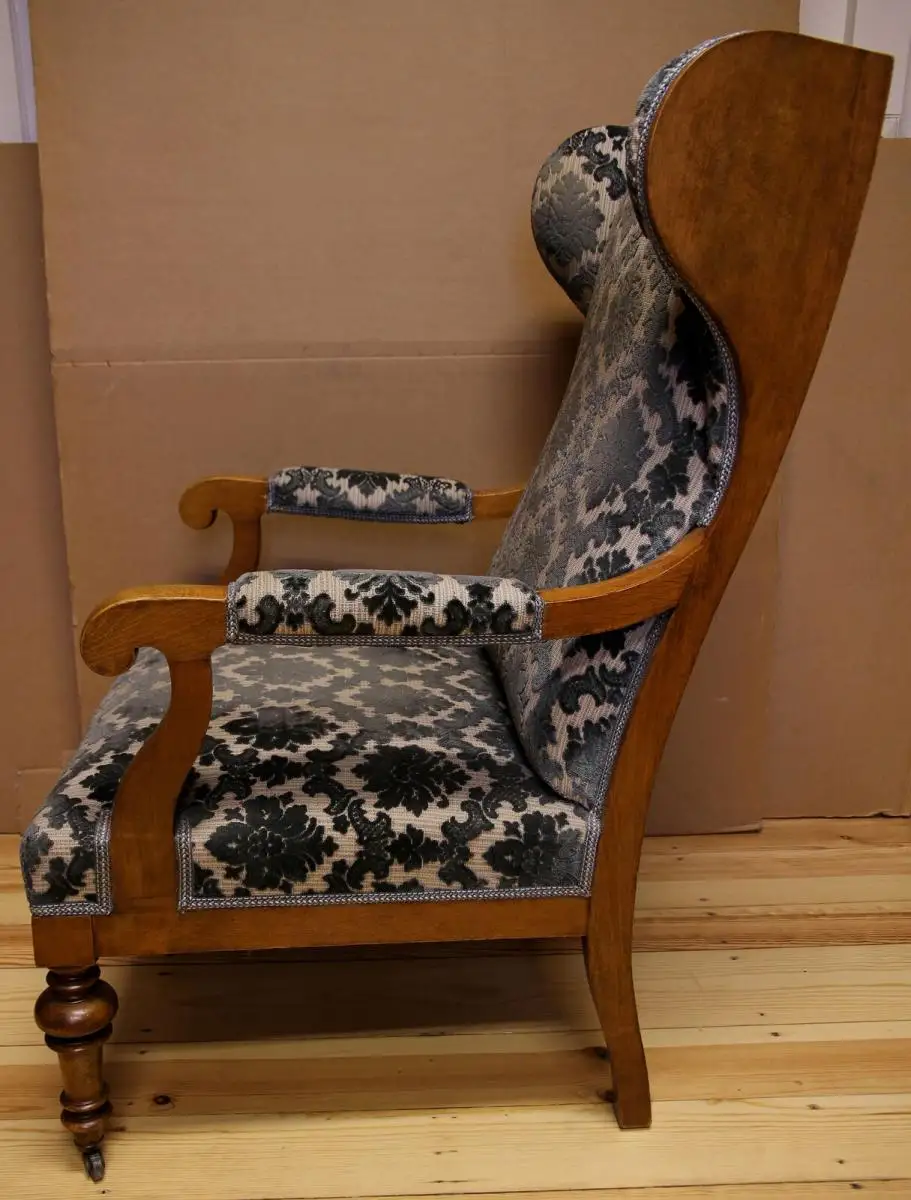 Zauberhafter Biedermeier Ohrenbacken Sessel aus Kirschholz Antik Kolosseum 2
