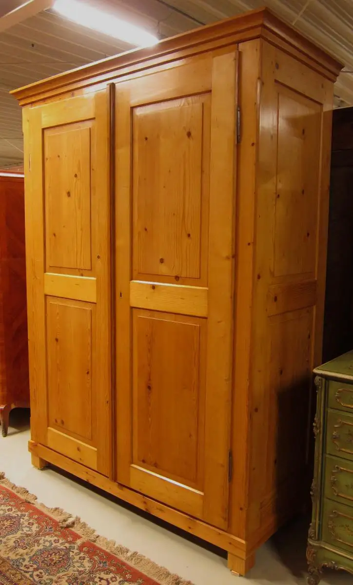Restaurierter Jugendstil Wäsche- Kleiderschrank aus Weichholz Antik Kolosseum 3