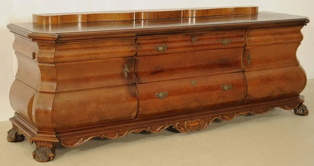 Bombiertes Nussbaum Sideboard mit Sekretärfach Antik Kolosseum 1