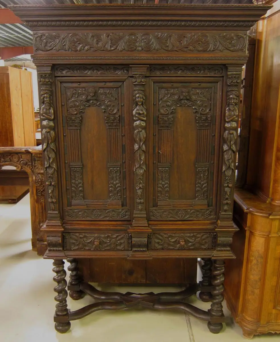 Original Danziger Barock Kabinettschrank aus Nussbaum Antik Kolosseum 0
