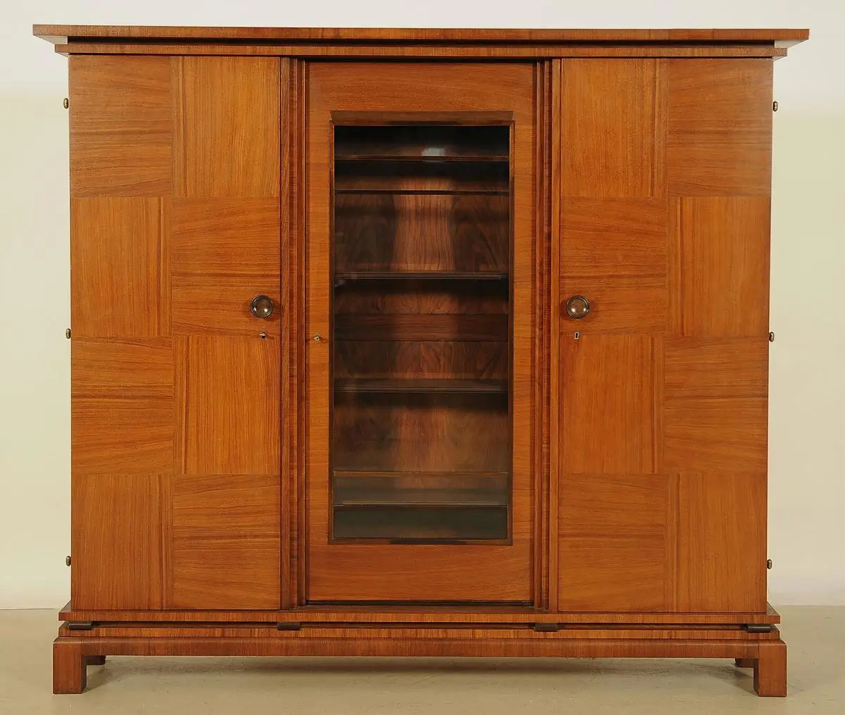 Unglaublicher, interessant getreppter Art Deco Bücherschrank Antik Kolosseum 0
