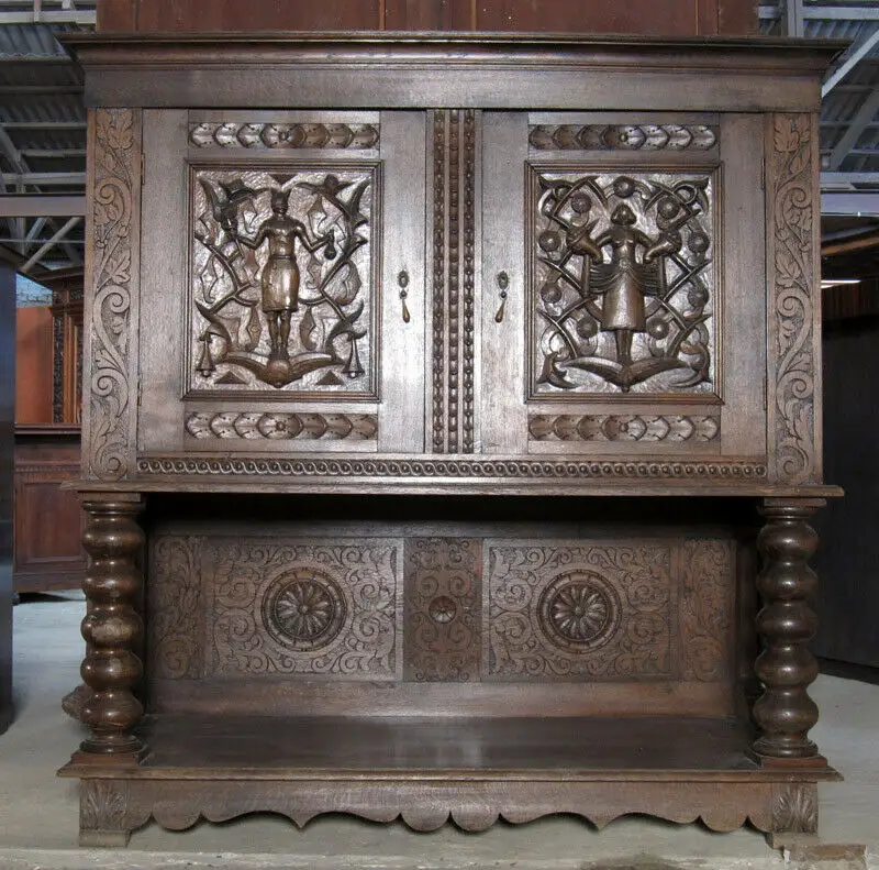 Repräsentativer Sakristei - Schrank aus dem Danziger Barock Antik Kolosseum 1