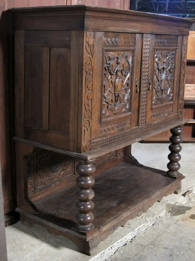 Repräsentativer Sakristei - Schrank aus dem Danziger Barock Antik Kolosseum 2