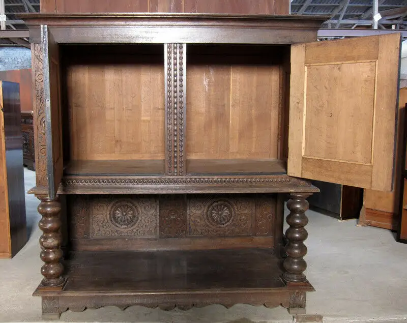 Repräsentativer Sakristei - Schrank aus dem Danziger Barock Antik Kolosseum 3