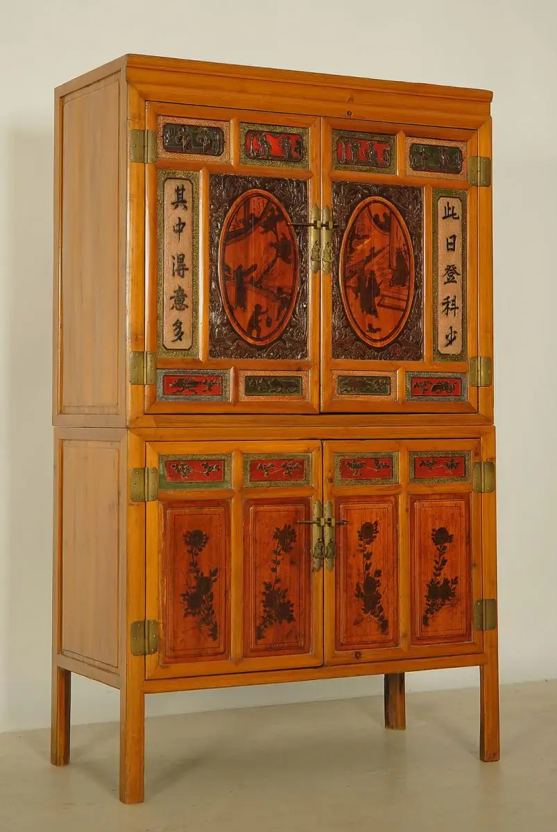 Schöner Chinesischer Küchenschrank mit schönen Beschlägen Antik Kolosseum 1
