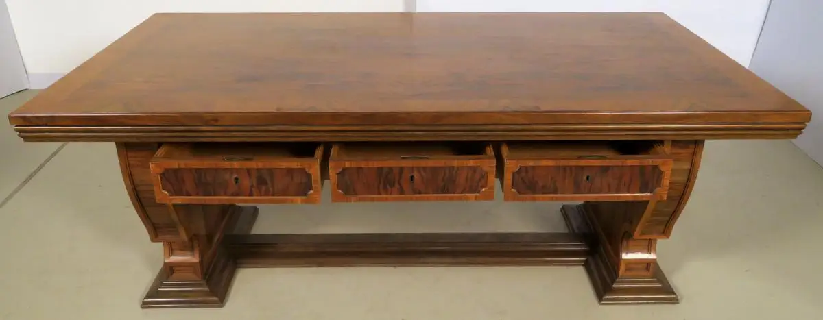 Einzigartiger Schreibtisch mit Auszugsplatten und Intarsien Antik Kolosseum 6