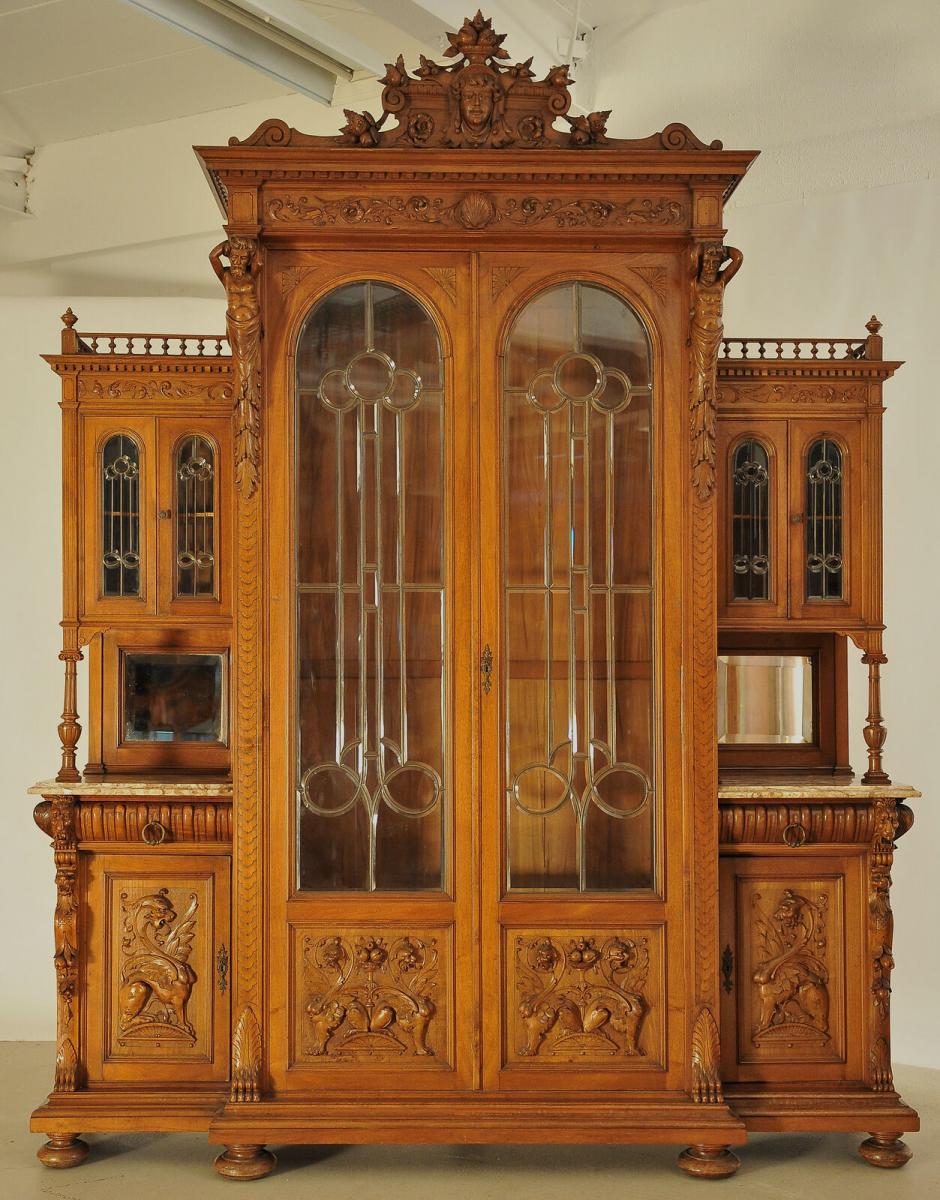 Unglaubliche repräsentative Gründerzeit Möbel-Vitrine und Buffet Antik Kolosseum | antik.de