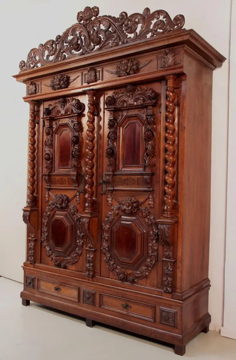 Original Barock Fassadenschrank um 1750 mit gedrehten Zopfsäulen Antik Kolosseum 2