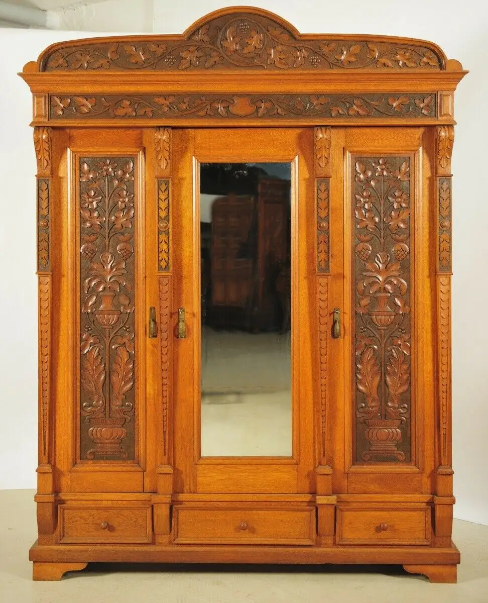 Sechsteiliges Jugendstil Schlafzimmer mit Schnitzereien Antik Kolosseum 4