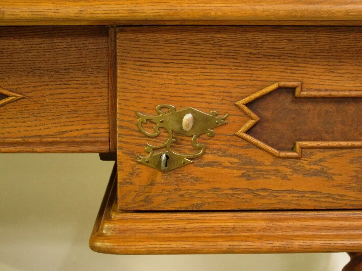 Restaurierter Eiche Schreibtisch mit Zopfsäulen gefertigt um 1910Antik Kolosseum 8