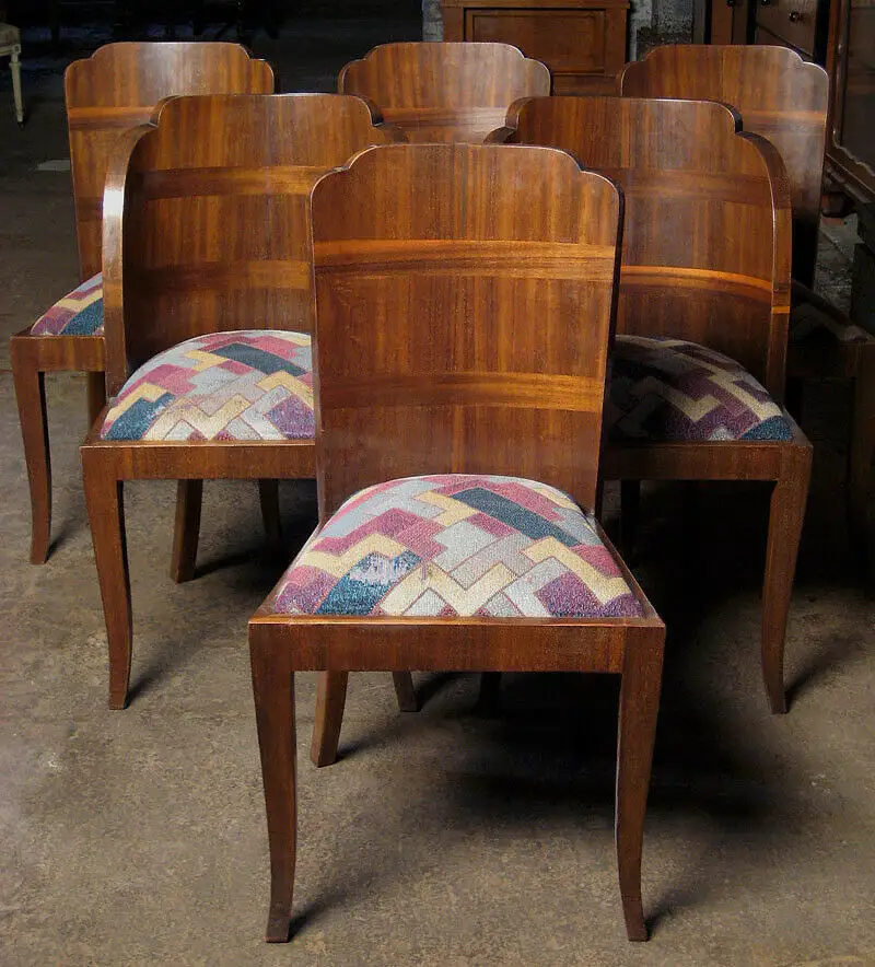 Sechs geschwungene, französische Art Deco Stühle aus Nussbaum Antik Kolosseum 0