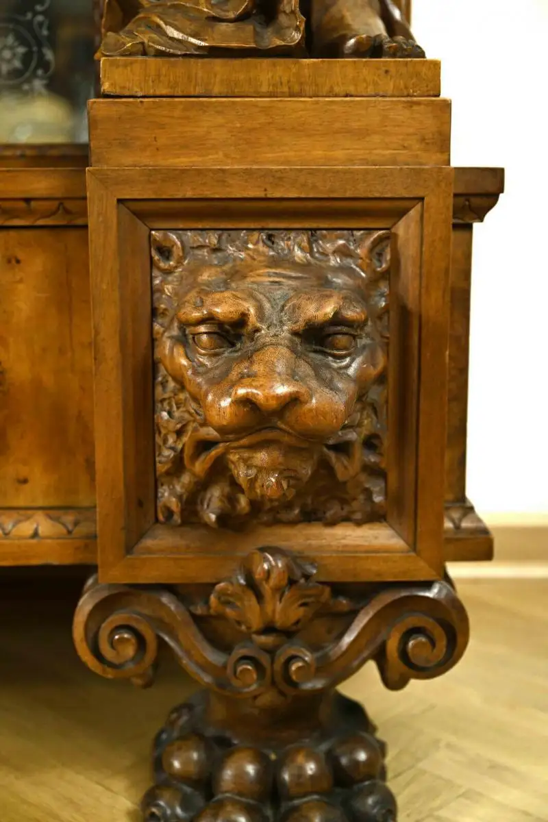 Zwei seltene Bücherschränke / Barschränke aus der Neorenaissance Antik Kolosseum 4