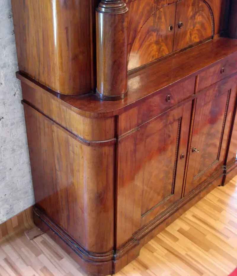 Biedermeier Mahagoni Kabinett- Schrank mit profilierten Dach Antik Kolosseum 7