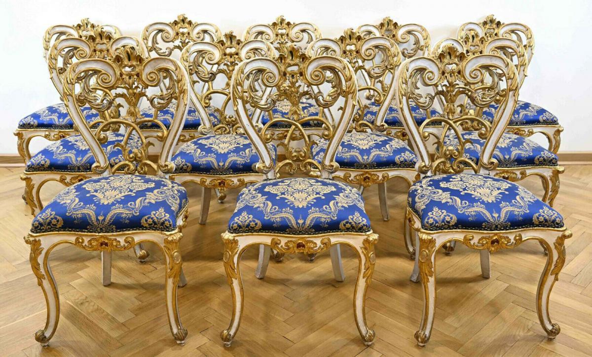 12er Stuhlsatz aus dem 19 Jahrhundert in königlicher AusstrahlungAntik Kolosseum 0