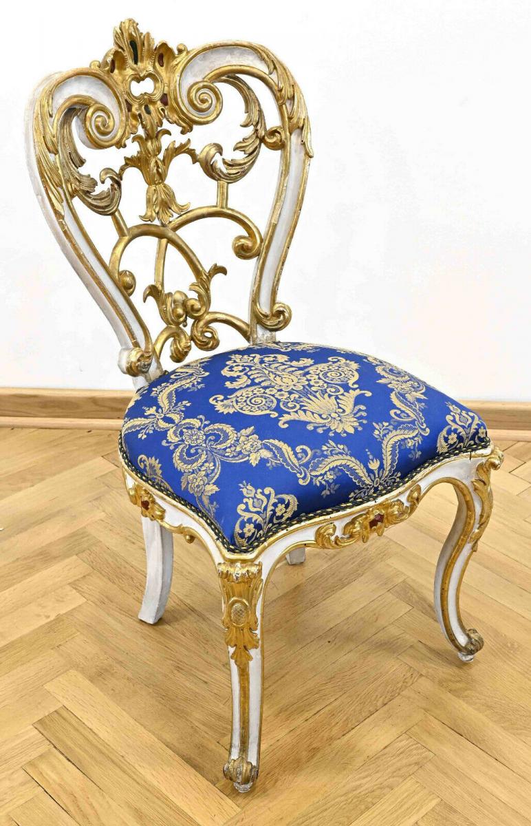 12er Stuhlsatz aus dem 19 Jahrhundert in königlicher AusstrahlungAntik Kolosseum 7
