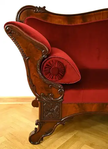 Elegantes, restauriertes Sofa aus der Biedermeierepoche Antik Kolosseum