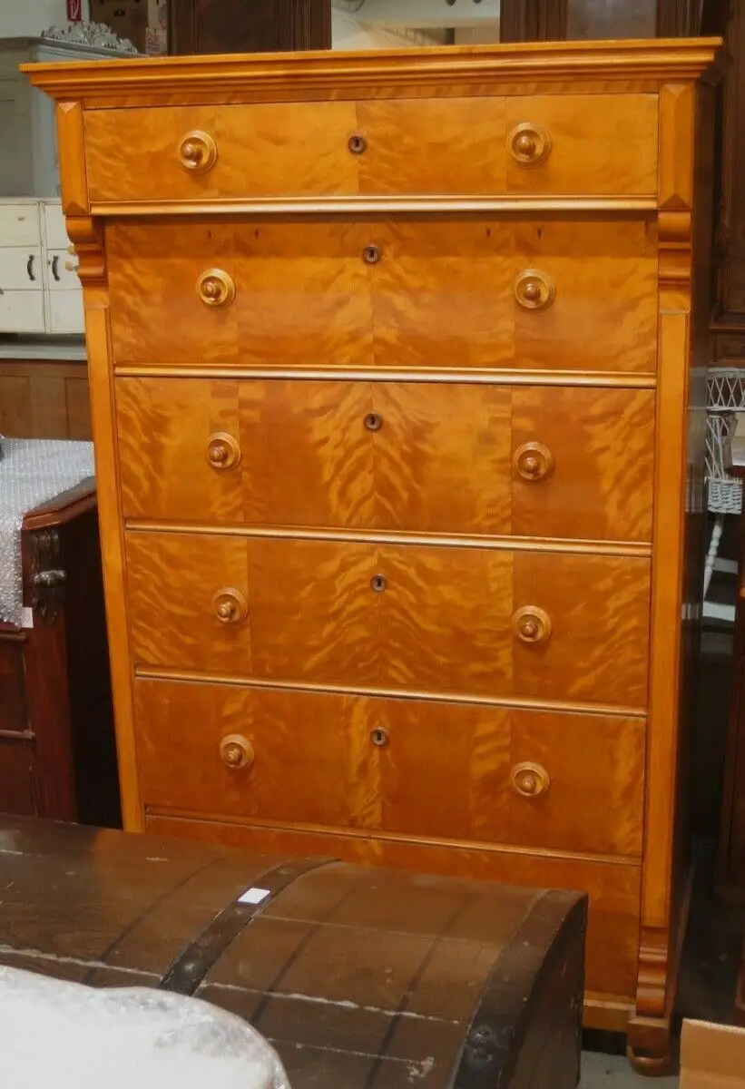 Repräsentative Berliner Gründerzeit Chiffonière aus Birkenholz Antik Kolosseum 1