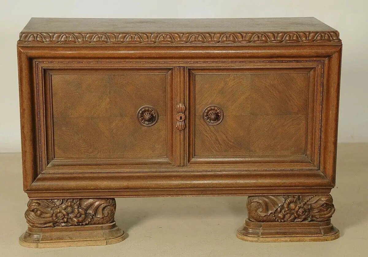 Kleines kassettiertes Sideboard gefertigt um 1900 aus Eiche Antik Kolosseum 0