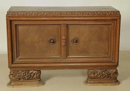 Kleines kassettiertes Sideboard gefertigt um 1900 aus Eiche Antik Kolosseum