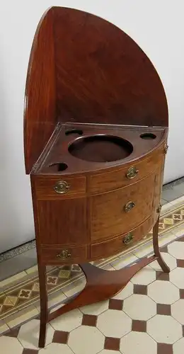 Seltener Englischer Victorian Eck- Waschtisch aus Mahagoni Antik Kolosseum