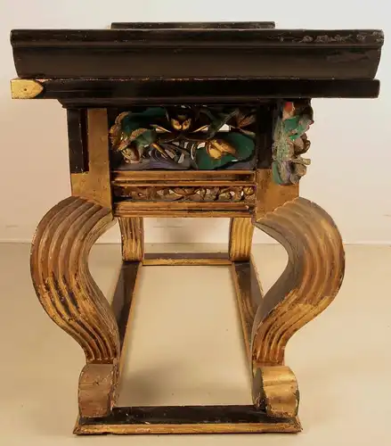 Vergoldete chinesische Konsole gefertigt um 1880 Antik Kolosseum