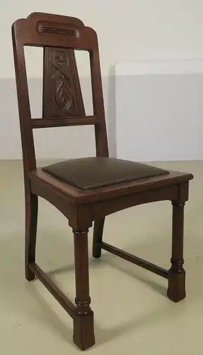 Zehn seltene restaurierte Gründerzeit Stühle mit Lederbezug Antik Kolosseum