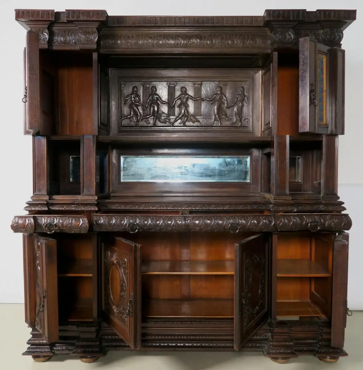 Vierteiliges Speisezimmer gefertigt um 1910 aus Nussbaum Antik Kolosseum 5