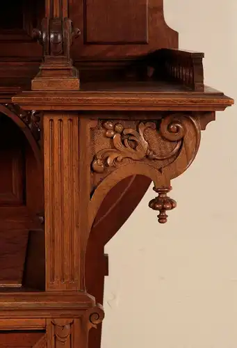 Eleganter Gründerzeit Kabinettschrank mit Butzenscheiben um 1900 Antik Kolosseum