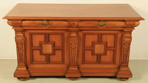 Elegantes Gründerzeit Sideboard aus Nussbaum Antik Kolosseum