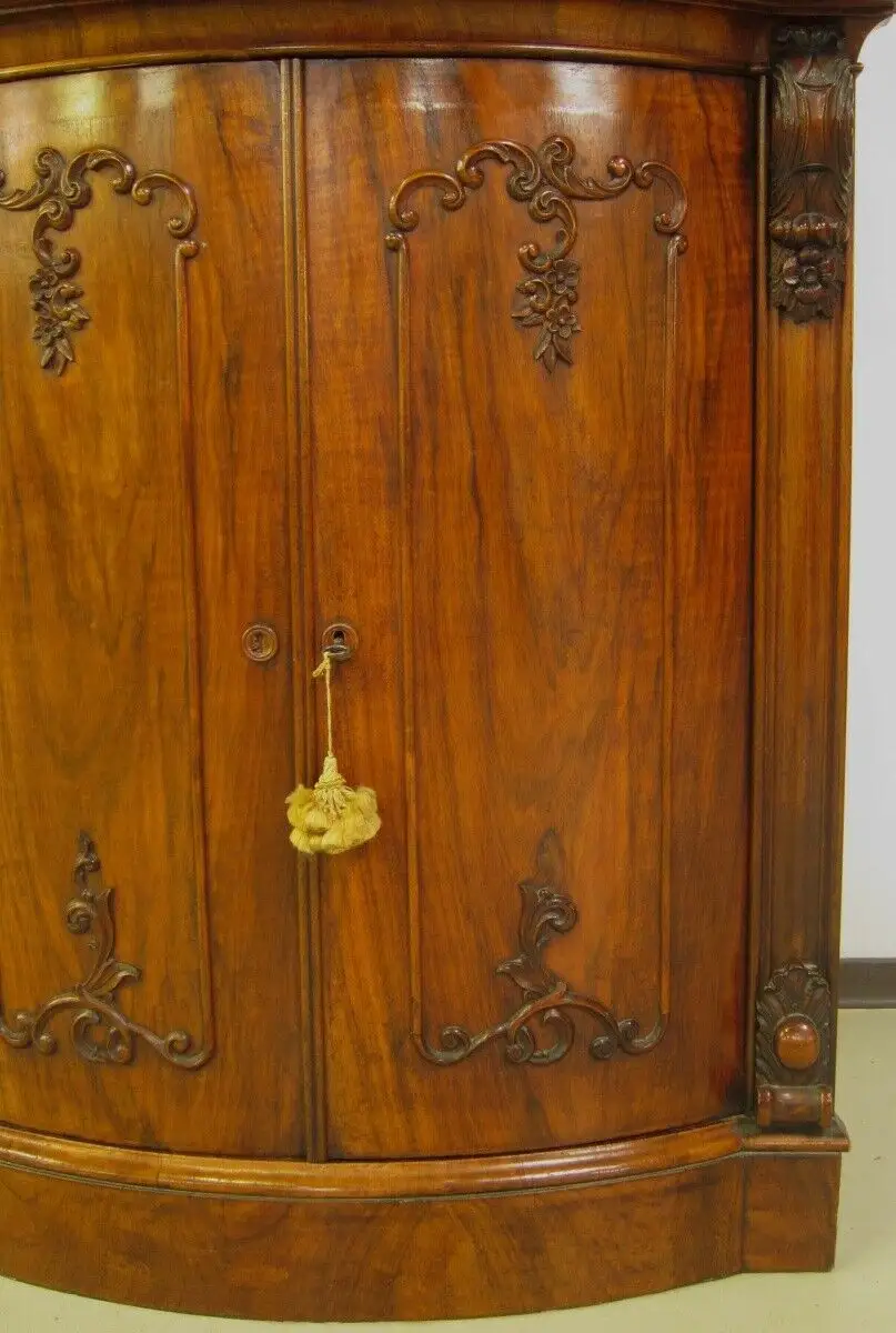 Berliner Nussbaum Louis Philippe Eckschrank / Eckvertiko Antik Kolosseum 7