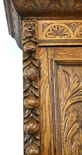 Englischer Kleiderschrank gefertigt um 1890 aus Eichenholz Antik Kolosseum