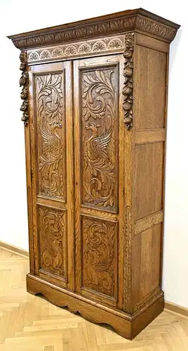 Englischer Kleiderschrank gefertigt um 1890 aus Eichenholz Antik Kolosseum