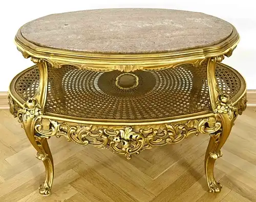 Exquisite Salonsitzgruppe im Neorokoko-Stil Sofa, Sessel, Tisch Antik Kolosseum
