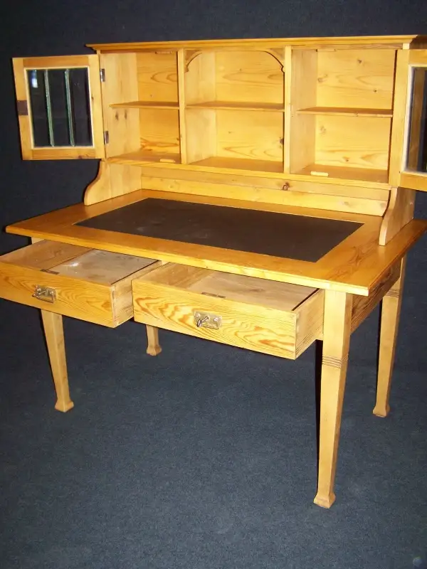 Jugendstil Schreibtisch um 1900 aus Kiefer, biologisch gewachst 2