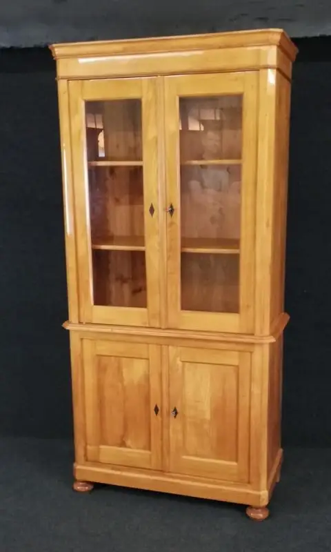 Biedermeier Vitrine aus massiv Kirschbaum, Schellack handpoliert 0