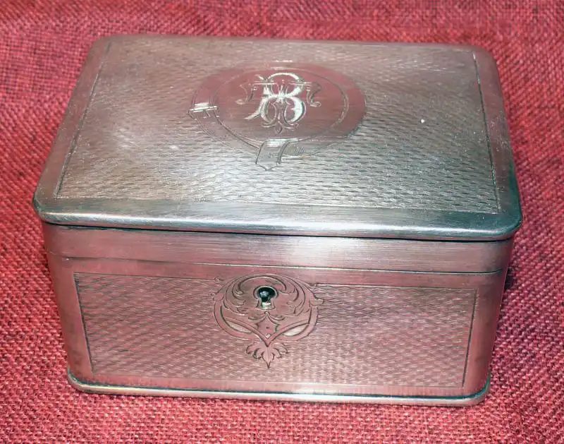 RARITÄT: Zuckerdose aus Silber 1