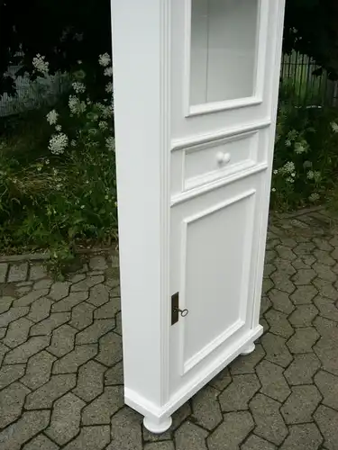 Eckvitrine Eckschrank weiß massiv im Landhaus Stil Glas Schrank