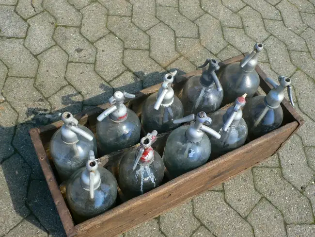 Sodaflasche Soda Siphon 10 Stück in Kiste antik original um 1930 Jhd. 2