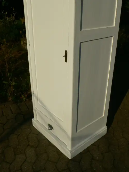 Schmaler Schrank Hochschrank antik Jugendstil im Shabby Look um 1900 Jhd. 10