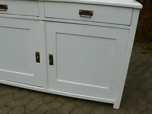 Buffet Küchen Buffet Bauhaus weiß restauriert antik um 1930 Jhd.