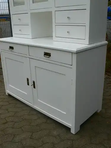 Buffet Küchen Buffet Bauhaus weiß restauriert antik um 1930 Jhd.