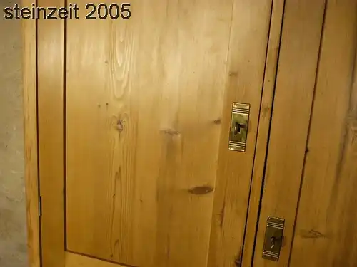 Schrank Weichholz Jugendstil antik vielseitig sehr praktisch  um 1900 Jhd.