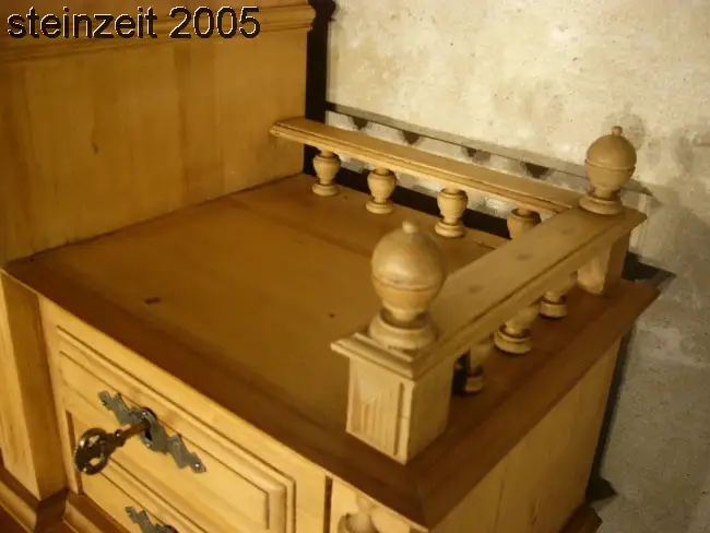 Schreibtisch antik Gründerzeit Weichholz aus Adelsbesitz mit Aufsatz um 1880 5