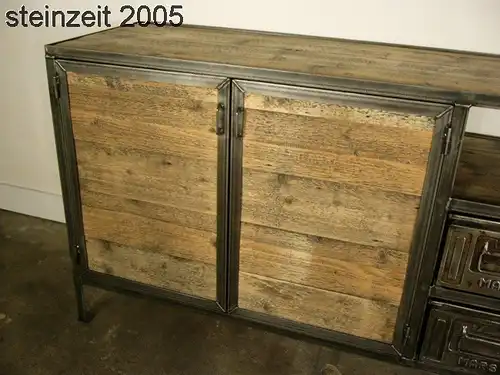 Anrichte Sideboard Ladentheke Eisen Holz Metall Industrie Design um 1940 Jhd.